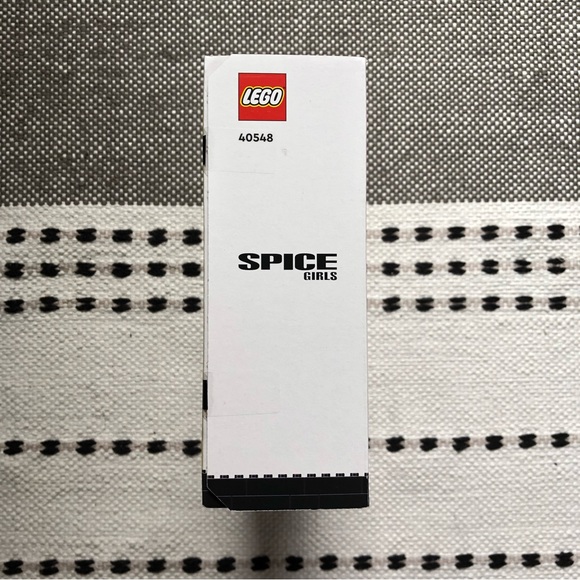 LEGO Brickheadz Spice Girls 40548 | NIB - Picture 3 of 3